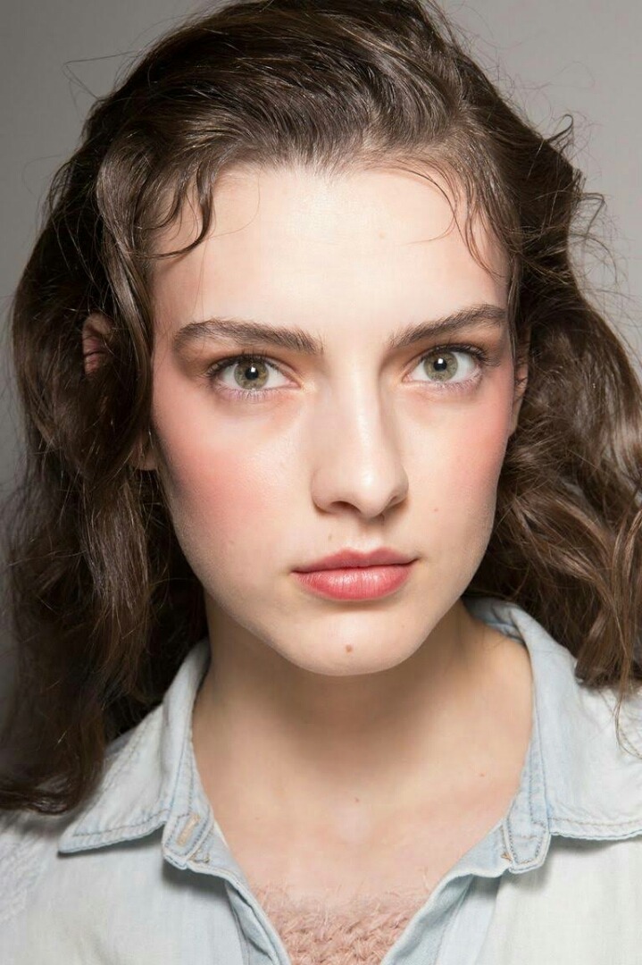 외국 잡지에서 패션위크를 통해 예측한 2017 가을&겨울 메이크업 트렌트 | 인스티즈