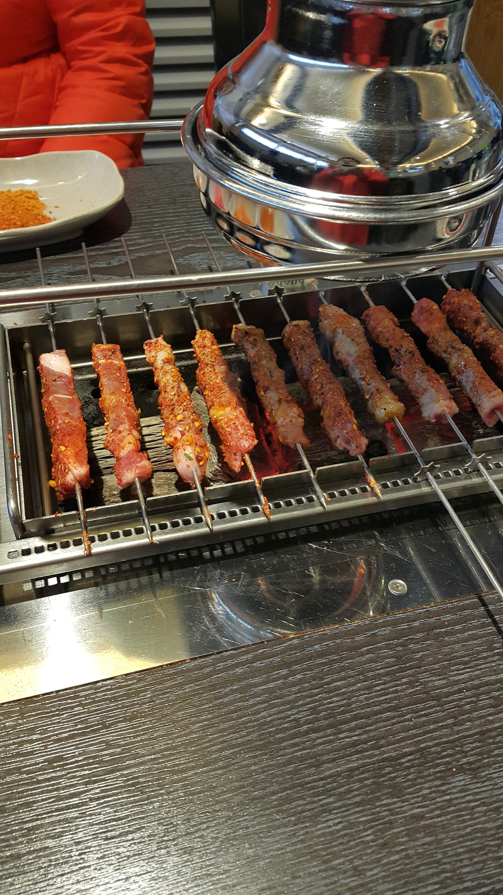 한국인들에게 특유의 톡쏘는 향때문에 호불호가 갈리는 고기.jpg | 인스티즈