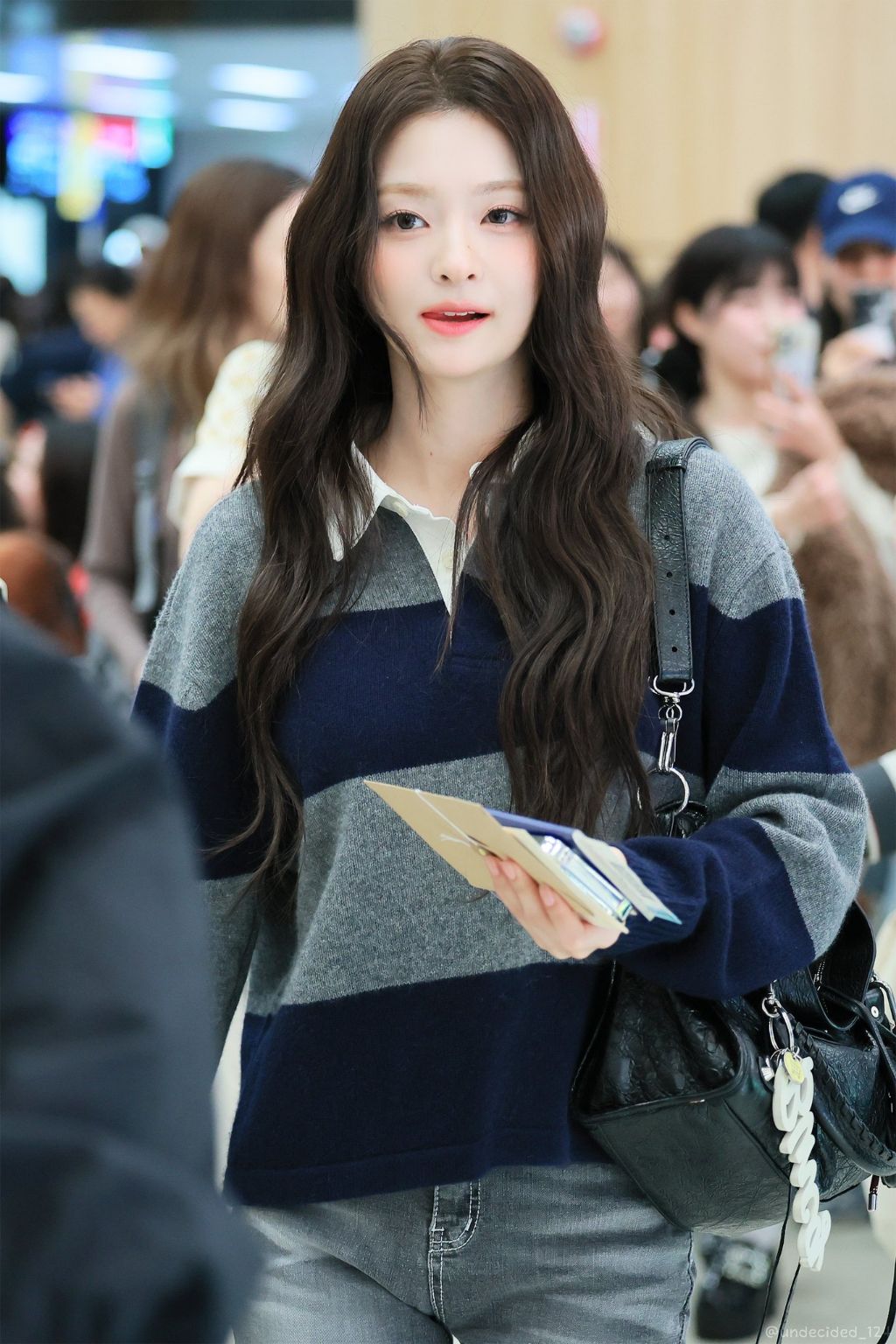 얼굴이 제법인 후로미스나인 이나경 근황.jpg | 인스티즈
