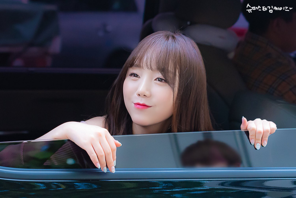 [러블리즈] 커피 한 잔 더 할까 생각 중이라서 케이 | 인스티즈