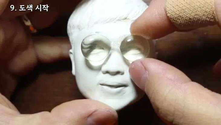 前 충주맨 김선태 피규어 키링 만든 사람 | 인스티즈