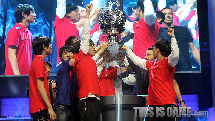[LOL] 역대급 팀 다시 나온다 VS 절대 불가능하다 | 인스티즈