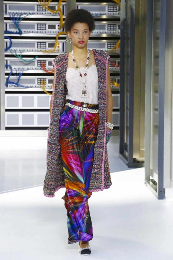 Chanel 샤넬 2017 SpringSummer RTW Paris | 인스티즈