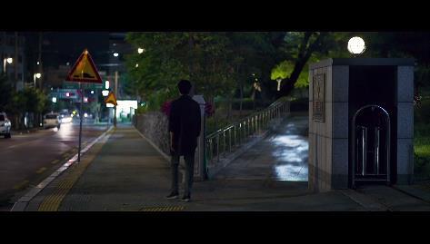 나에게만 그녀가 보이기 시작했다. 천우희 김남길 주연 ＜영화 어느날＞ 完 | 인스티즈