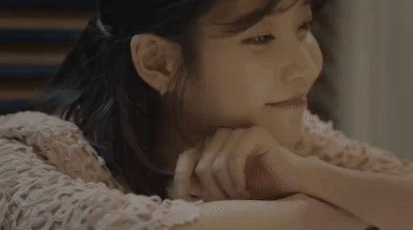 [데이터주의] 아이유 토닥토닥.gif | 인스티즈