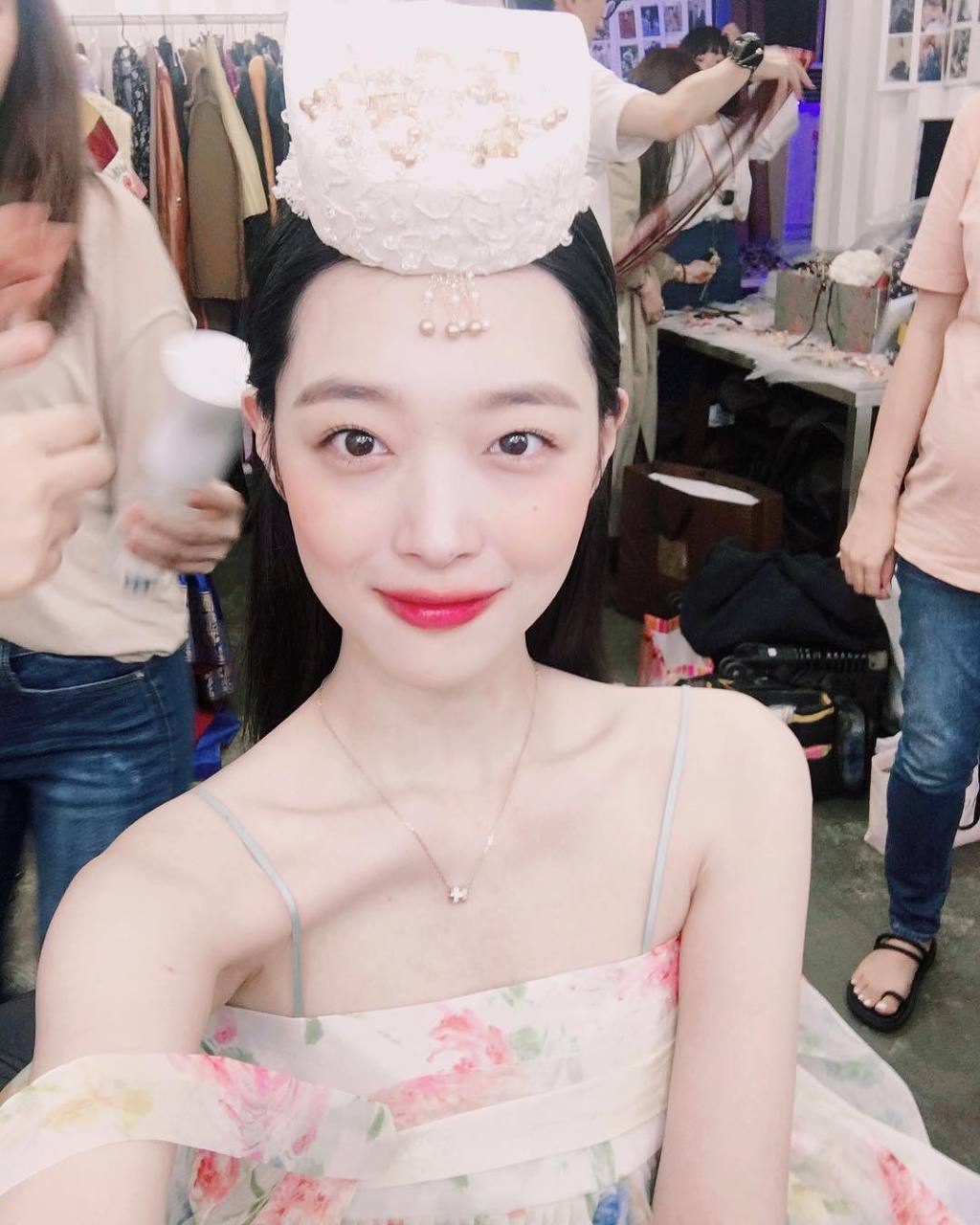 오늘자 설리 인스타 | 인스티즈