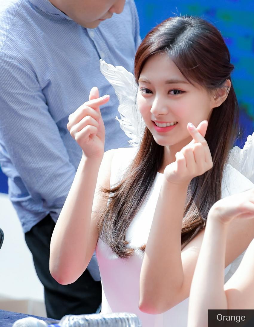 레전드 찍은 쯔위..jpg | 인스티즈