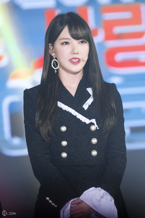 [여자친구] 크리스마스가 얼마남지 않아서 예린이 | 인스티즈