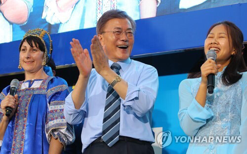오늘자 문재인 의정부유세 플카들.JPG | 인스티즈