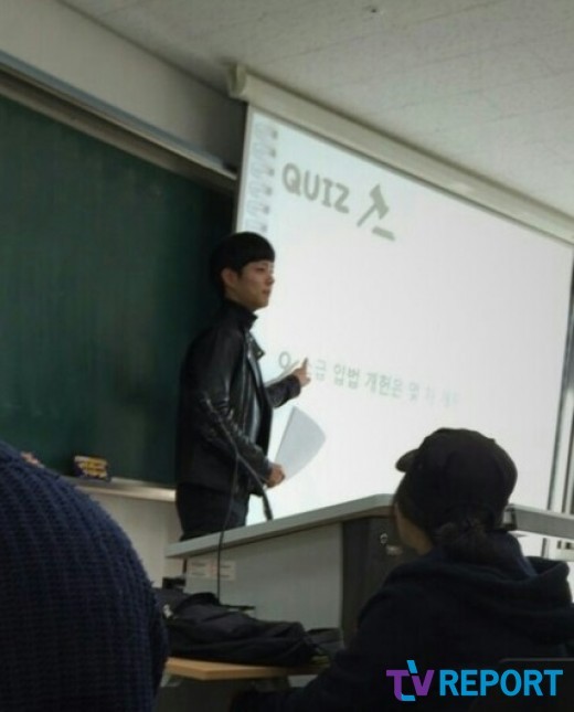박보검 학교에서 찍힌 사진.jpg | 인스티즈