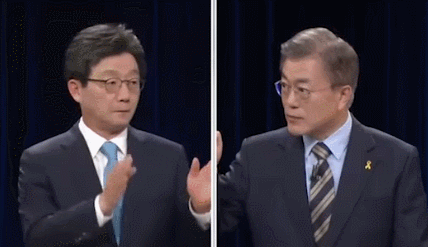 문재인한테 혼나고 개쭈구리 된 유승민.gif | 인스티즈
