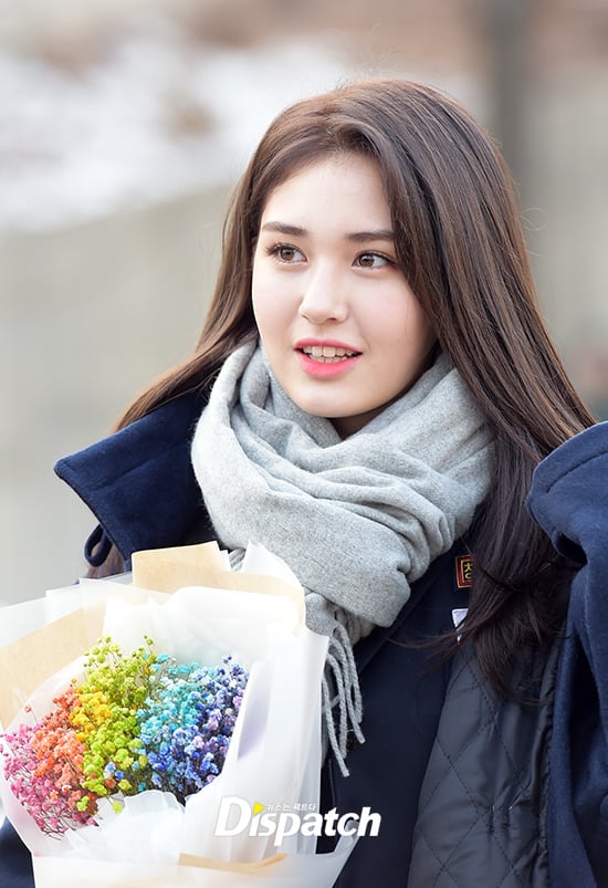 오늘자 중졸 전소미.jpg | 인스티즈