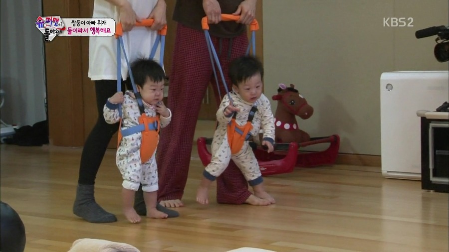 [슈퍼맨이돌아왔다] 잘 어울리는 이휘재 문정원 부부.jpg | 인스티즈