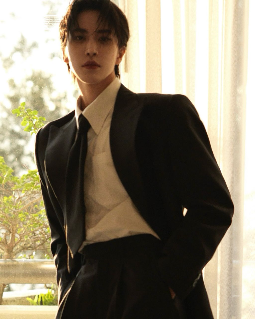 잘생긴 걸로 유명해서 팬미팅까지 한 코스플레이어...jpg | 인스티즈