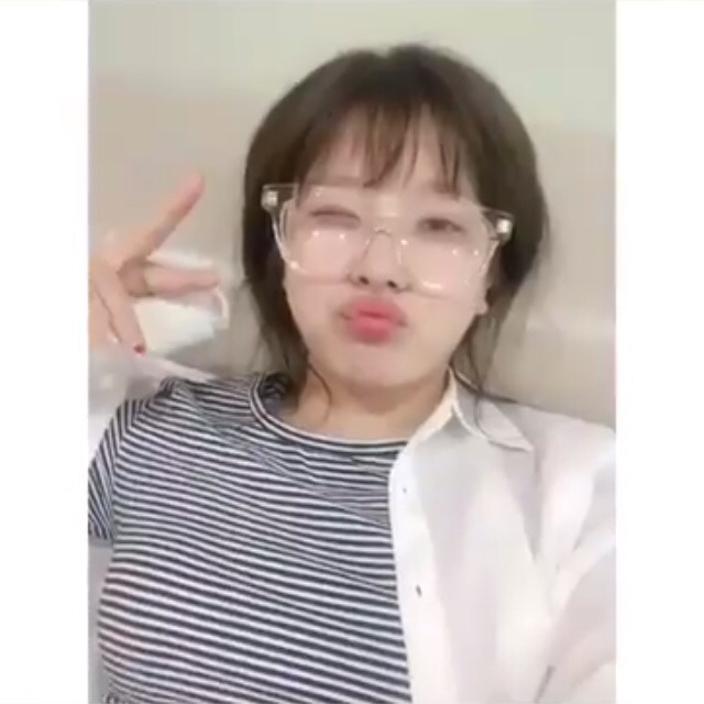 6/11 손가락 다친 벤.jpg | 인스티즈
