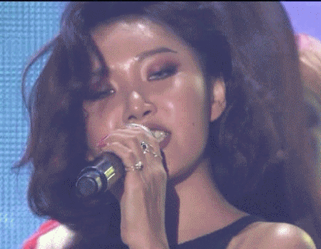 섹시한 화사 표정 | 인스티즈