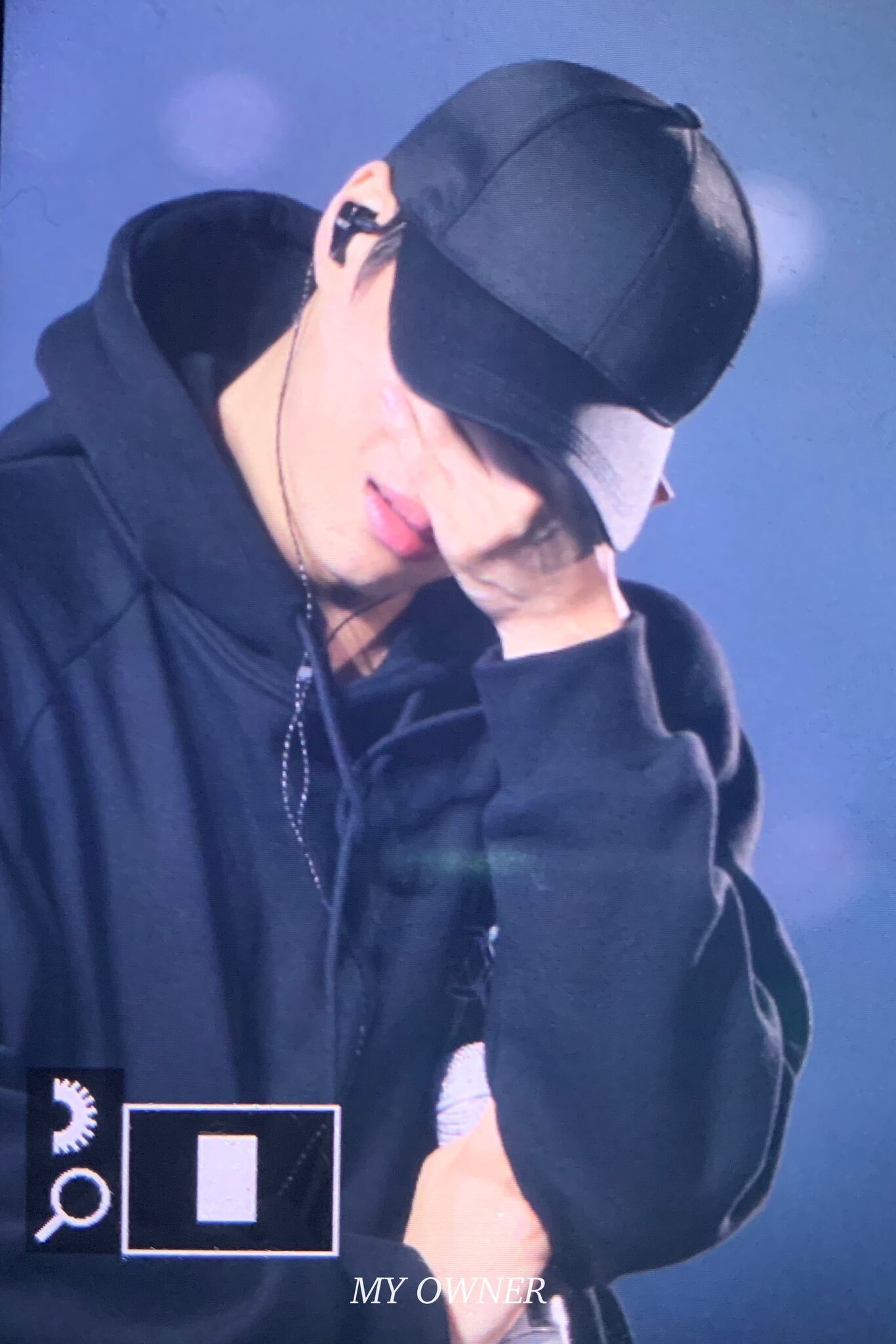오늘자 팅팅 부을정도로 아이처럼 운 엑소 카이 | 인스티즈
