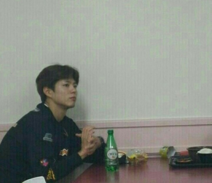 박보검 학교에서 찍힌 사진.jpg | 인스티즈