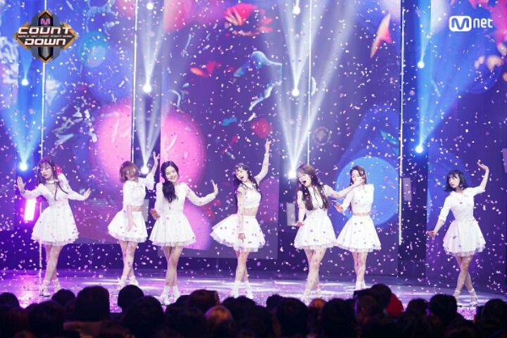 오마이걸 엠카운트다운 무대 단체&개인 사진 | 인스티즈