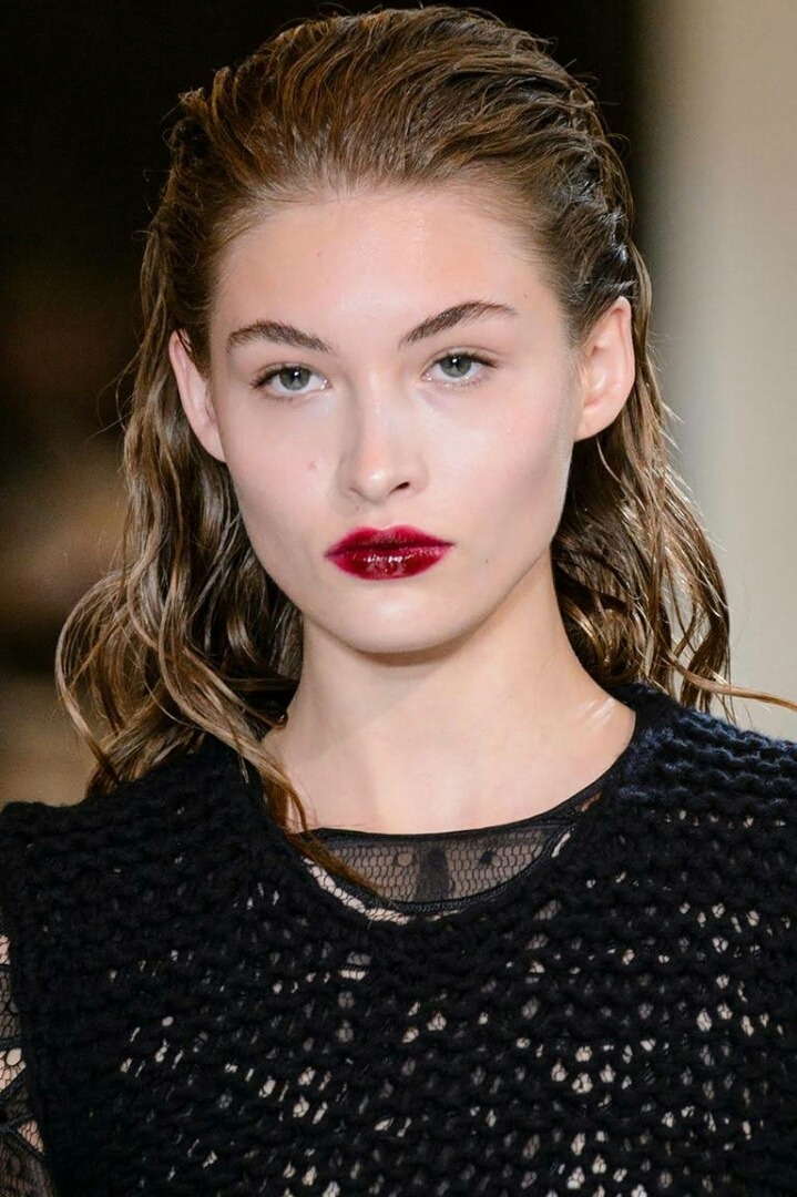 외국 잡지에서 패션위크를 통해 예측한 2017 가을&겨울 메이크업 트렌트 | 인스티즈