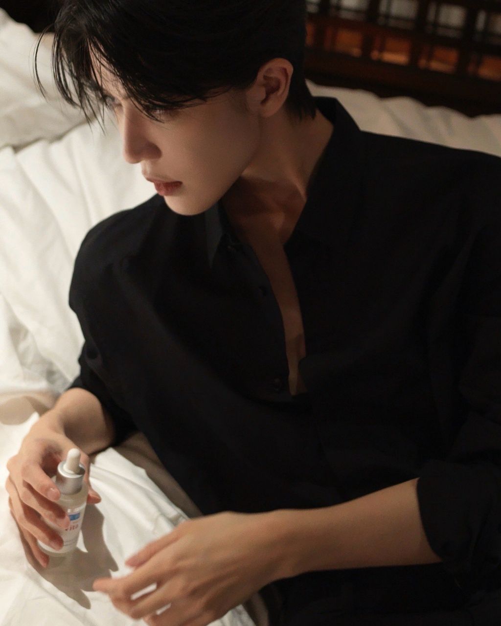 잘생긴 걸로 유명해서 팬미팅까지 한 코스플레이어...jpg | 인스티즈