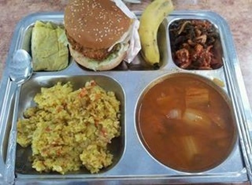 백종원이 이사로 있는 고등학교 급식 | 인스티즈