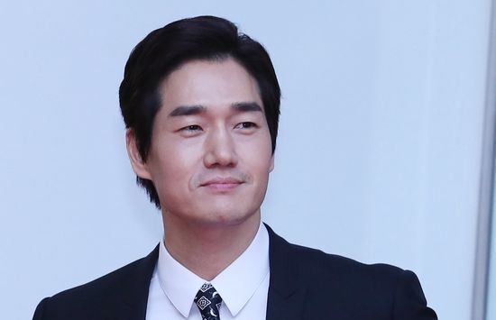 골격이 엄청 큰건 아닌데 실제로 보면 피지컬 좋아 보인다는 배우 | 인스티즈