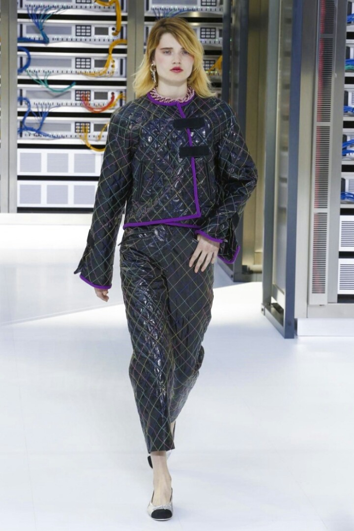 Chanel 샤넬 2017 SpringSummer RTW Paris | 인스티즈