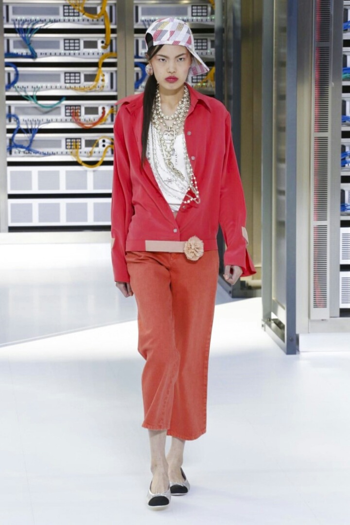 Chanel 샤넬 2017 SpringSummer RTW Paris | 인스티즈