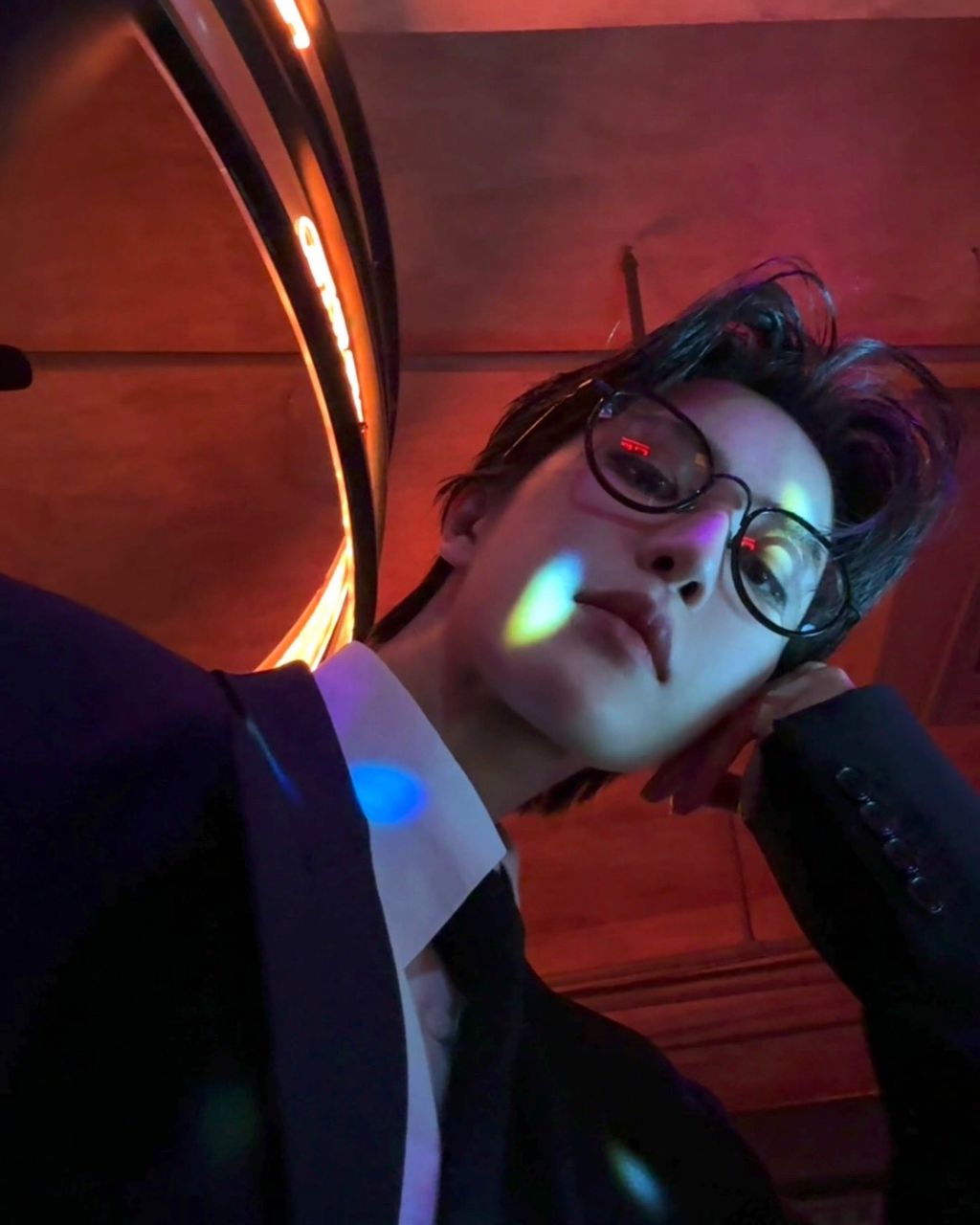 잘생긴 걸로 유명해서 팬미팅까지 한 코스플레이어...jpg | 인스티즈