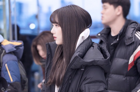 [여자친구] 크리스마스가 얼마남지 않아서 예린이 | 인스티즈