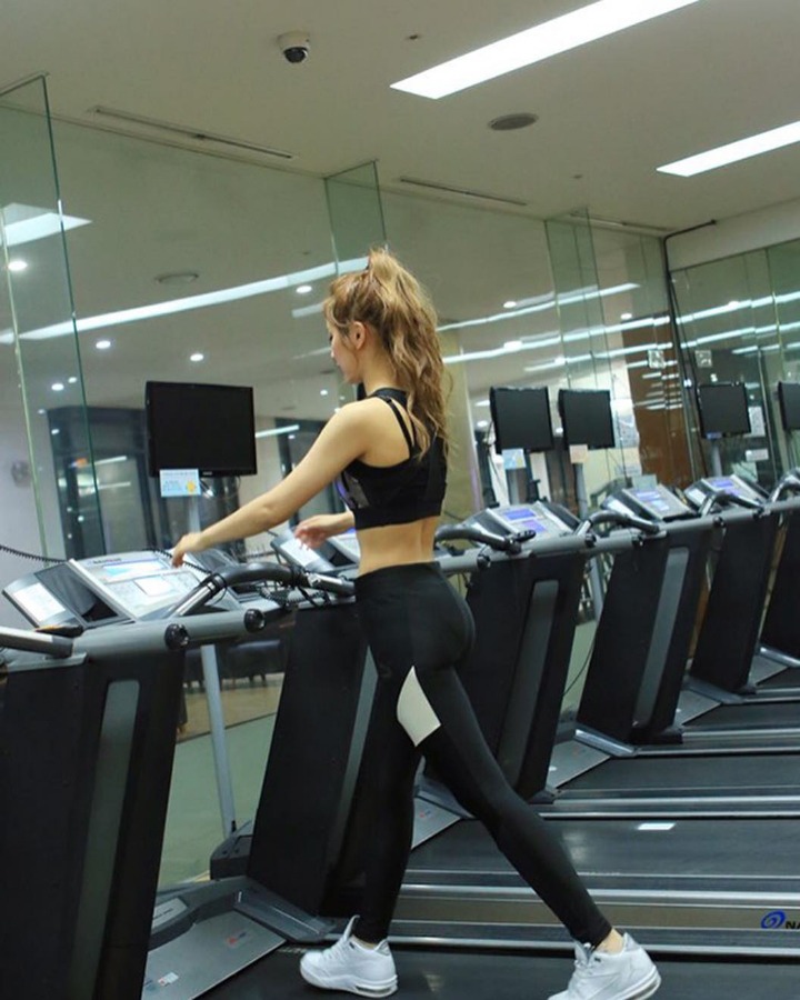 운동하는 엘리스 소희 | 인스티즈
