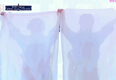 [움짤] 어제자 퀸덤 오마이걸 지호, 아린, 비니.gif | 인스티즈