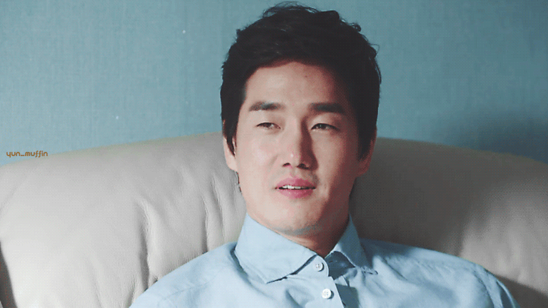 골격이 엄청 큰건 아닌데 실제로 보면 피지컬 좋아 보인다는 배우 | 인스티즈