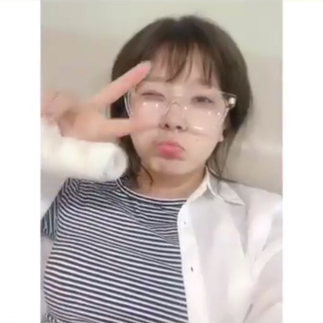 6/11 손가락 다친 벤.jpg | 인스티즈