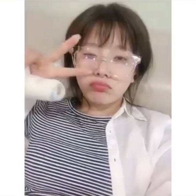 6/11 손가락 다친 벤.jpg | 인스티즈