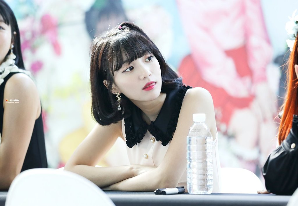 사과머리한 오마이걸 비니 | 인스티즈
