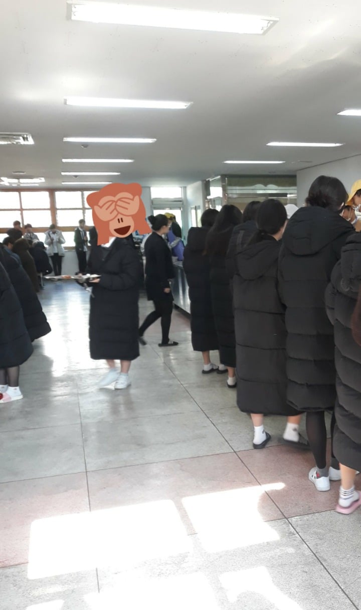 요즘 롱패딩 유행 실감하는 사진.jpg | 인스티즈