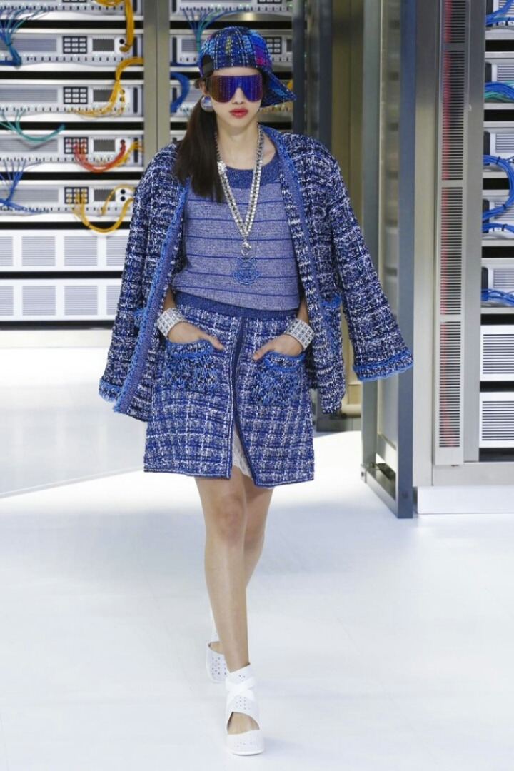 Chanel 샤넬 2017 SpringSummer RTW Paris | 인스티즈