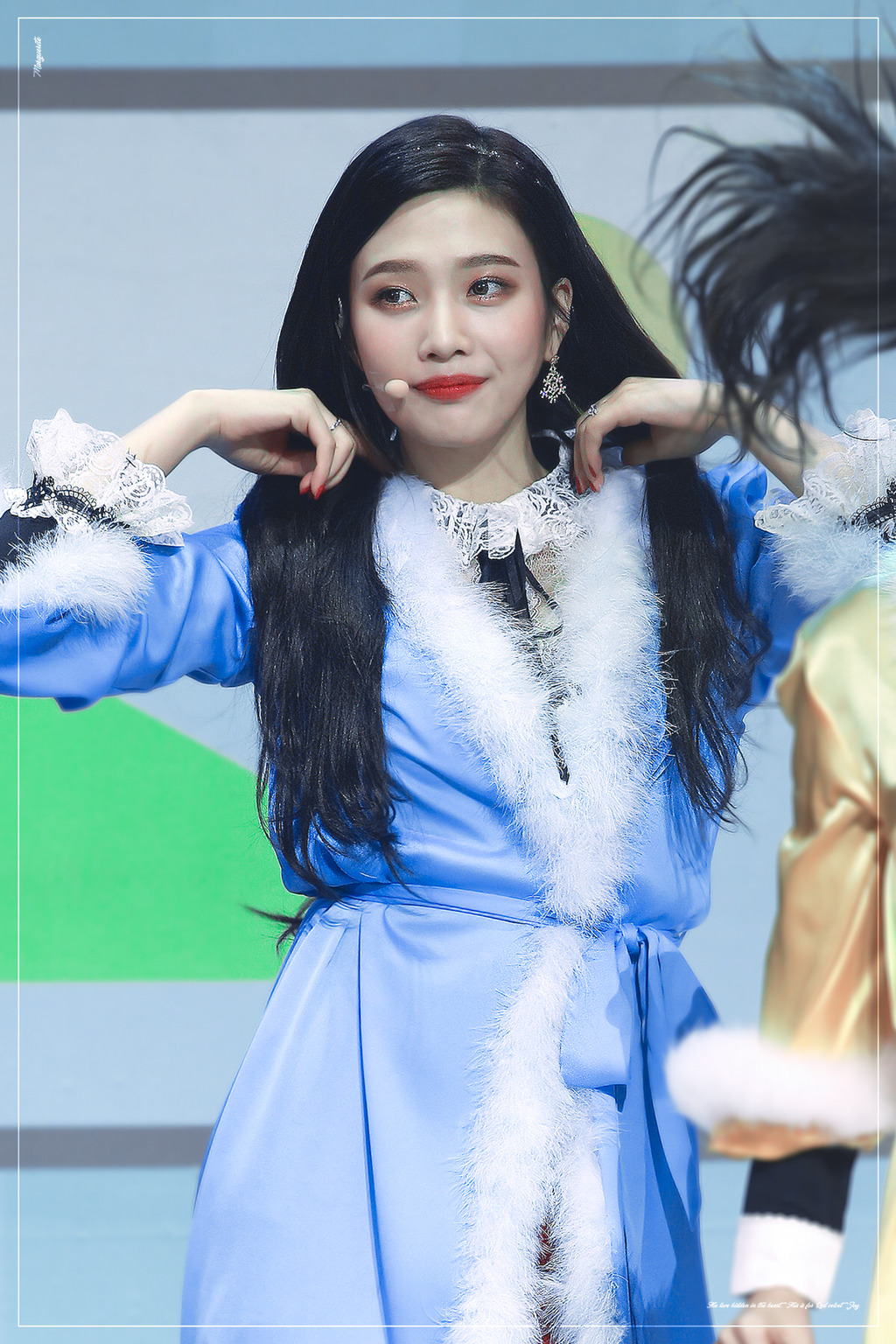 연말무대 미모 열일 레드벨벳 조이.jpgif | 인스티즈