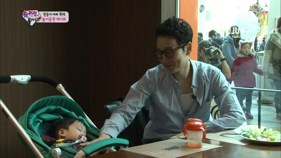 [슈퍼맨이돌아왔다] 잘 어울리는 이휘재 문정원 부부.jpg | 인스티즈