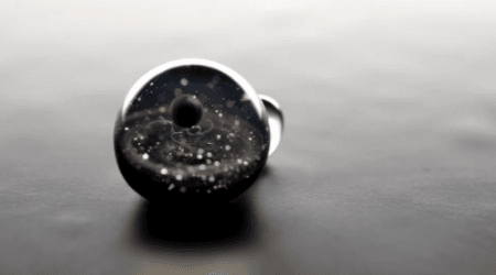 우주를 품은 목걸이.jpg | 인스티즈