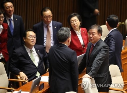 새누리당 찾아간 표창원 의원ㄷㄷㄷㄷ | 인스티즈