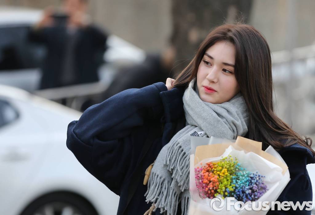 오늘자 중졸 전소미.jpg | 인스티즈