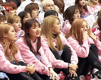 [아육대] 러블리즈의 빵청객.gif | 인스티즈