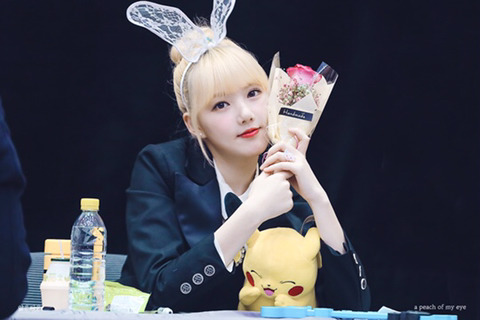 [여자친구] 크리스마스가 얼마남지 않아서 예린이 | 인스티즈