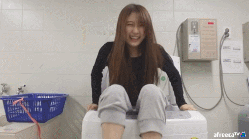아프리카TV 확뜬이후로 어린나이에 월이천오백만원 버는 비제이 | 인스티즈
