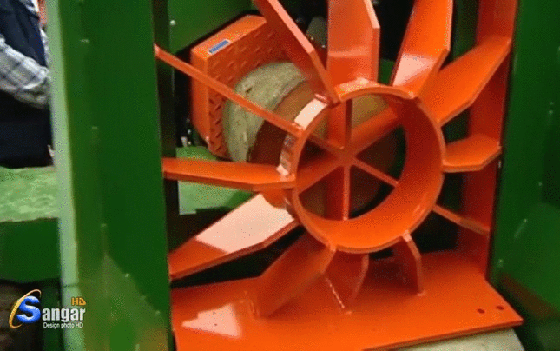 땔감 만드는 기계.gif | 인스티즈