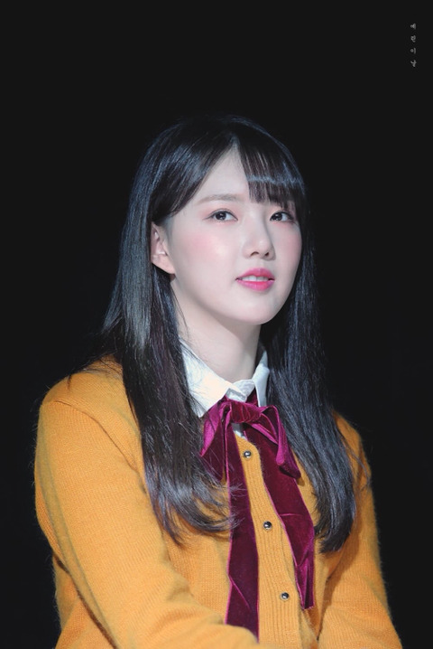 [여자친구] 크리스마스가 얼마남지 않아서 예린이 | 인스티즈