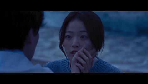 나에게만 그녀가 보이기 시작했다. 천우희 김남길 주연 ＜영화 어느날＞ 16 | 인스티즈